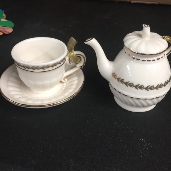 Teapot& cup ornament